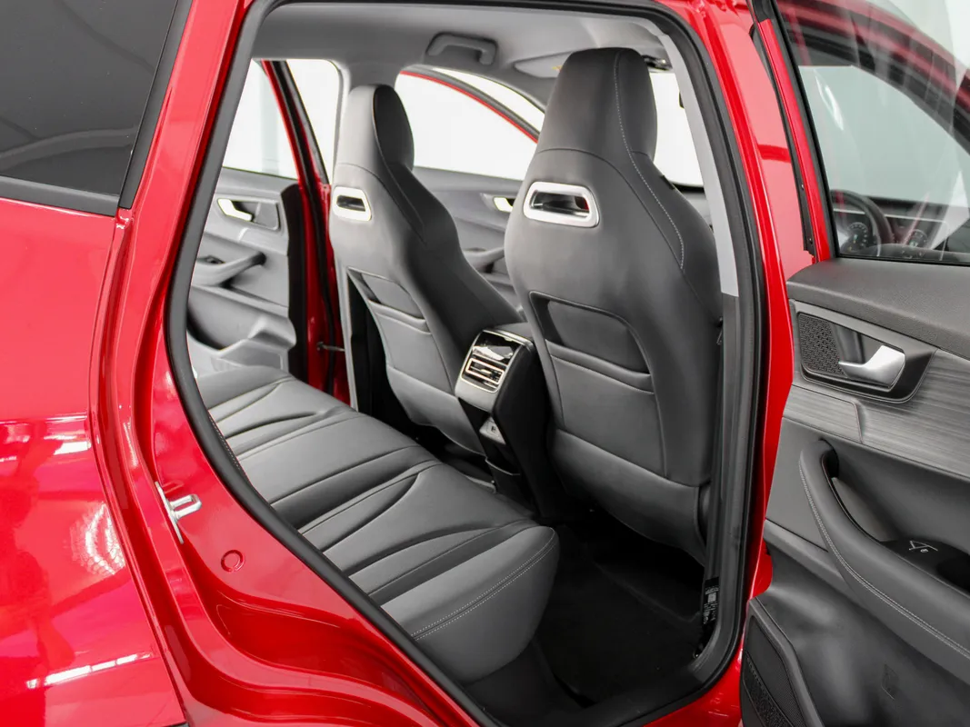 Chery Tiggo 4 Cross 1.5T ME DCT - Image 14