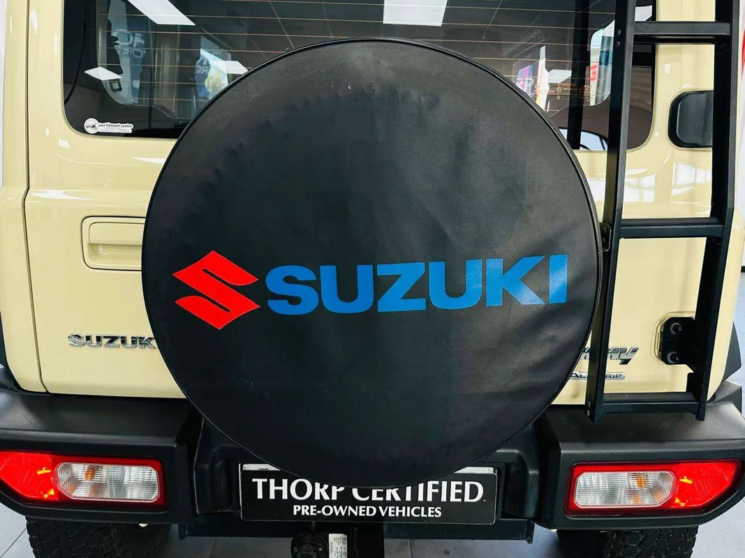 Suzuki Jimny 1.5 GLX AT - Image 6