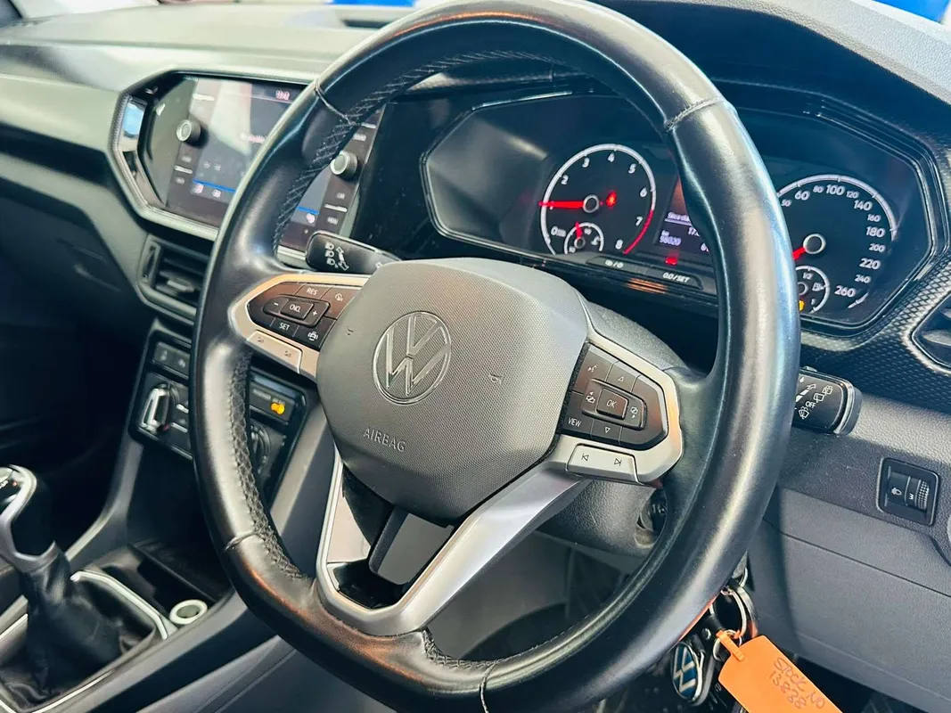 Volkswagen T-Cross 1.0 TSI Comfortline 70kW - Image 9