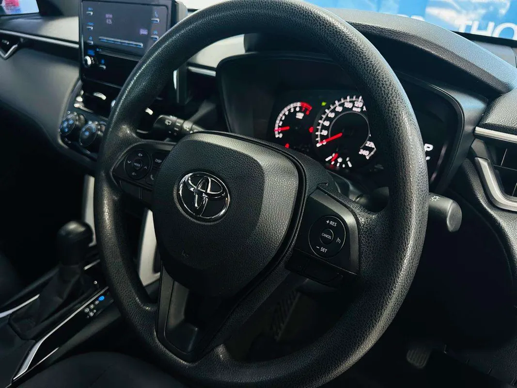Toyota Corolla Cross 1.8 Xi CVT - Image 9