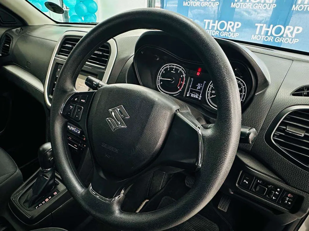 Suzuki Vitara Brezza 1.5 GL S-Edition A/T - Image 10