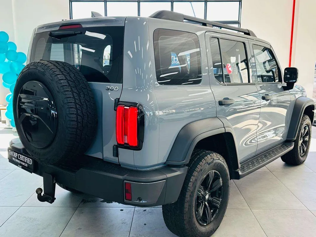 GWM Tank 300 2.4TD 9AT 4X4 Super Luxury - Image 4