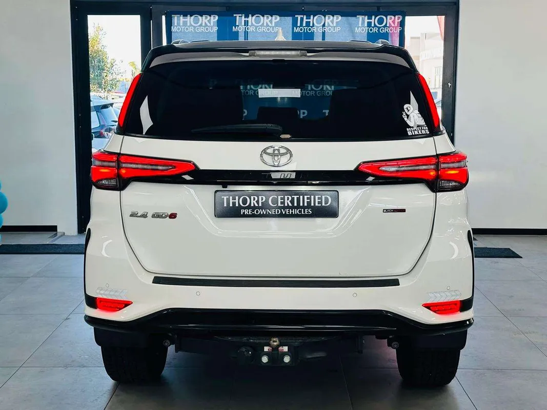 Toyota Fortuner 2.4 GD-6 RB 6AT - Image 4