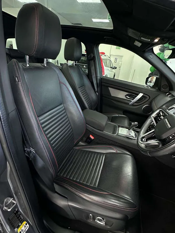 Land Rover Discovery SE Sd4 - Image 13