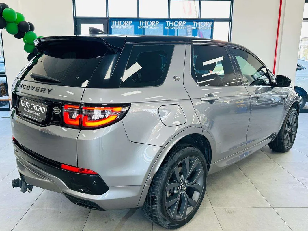 Land Rover Discovery SE Sd4 - Image 8
