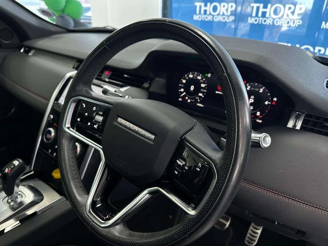 Land Rover Discovery SE Sd4 - Image 10