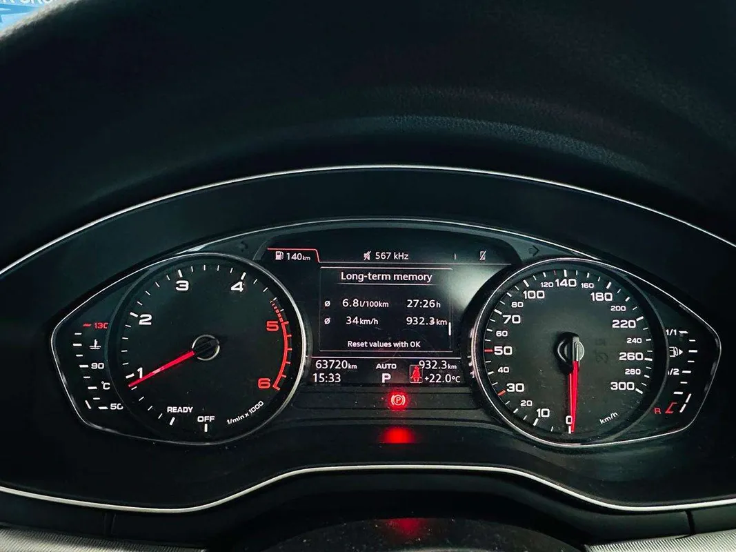 Audi A4 40TDI sport - Image 12