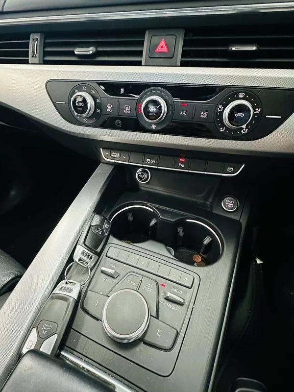 Audi A4 40TDI sport - Image 14