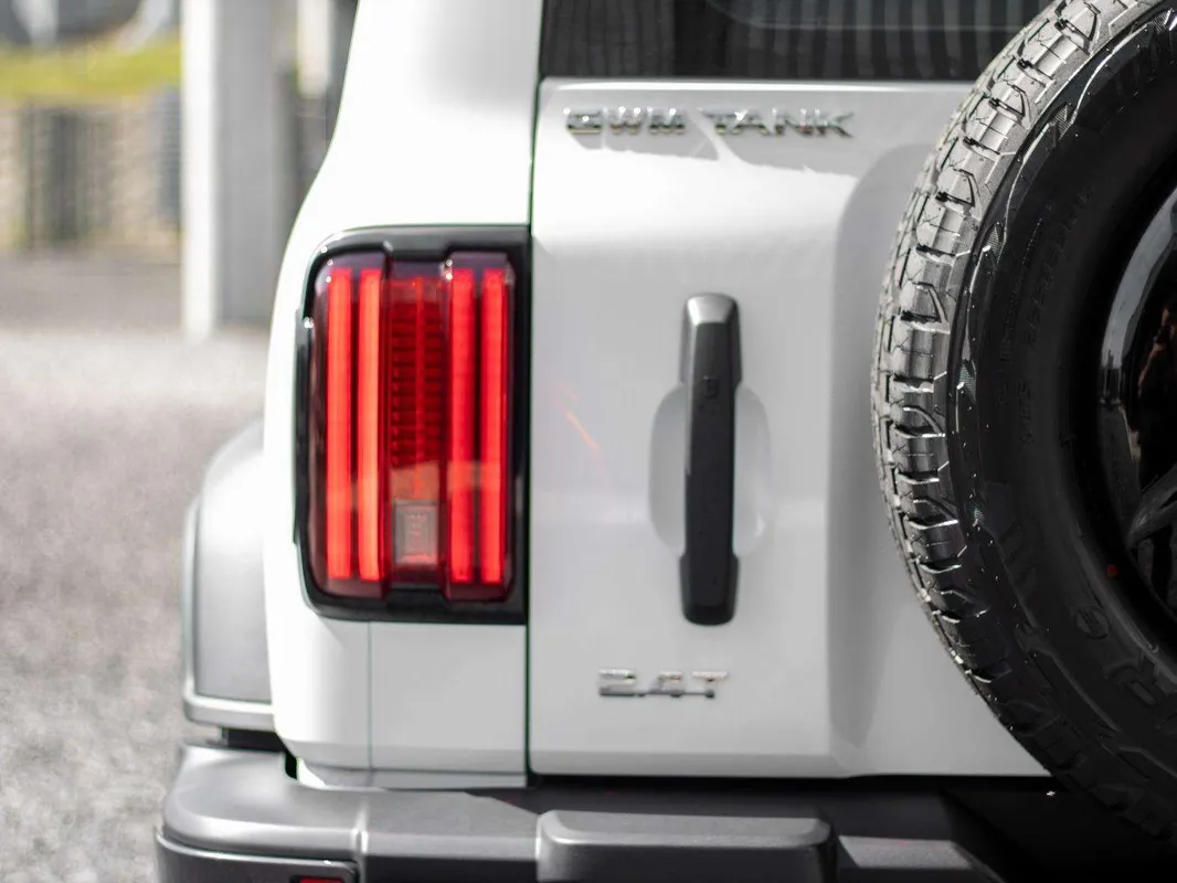 GWM Tank 300 2.4TD 9AT Luxury - Image 4