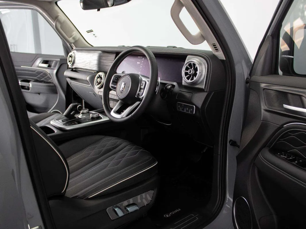 GWM Tank 300 2.4TD 9AT Luxury - Image 5