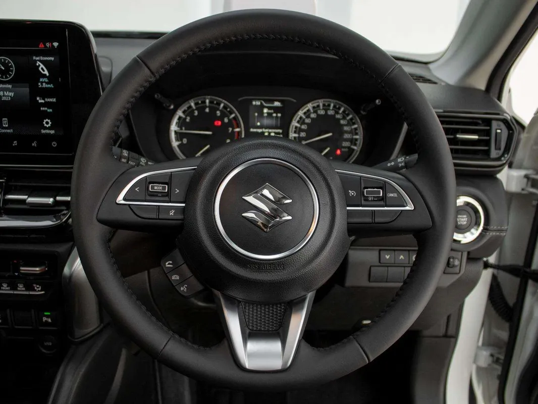 Suzuki Grand Vitara 1.5 GLX Auto - Image 10