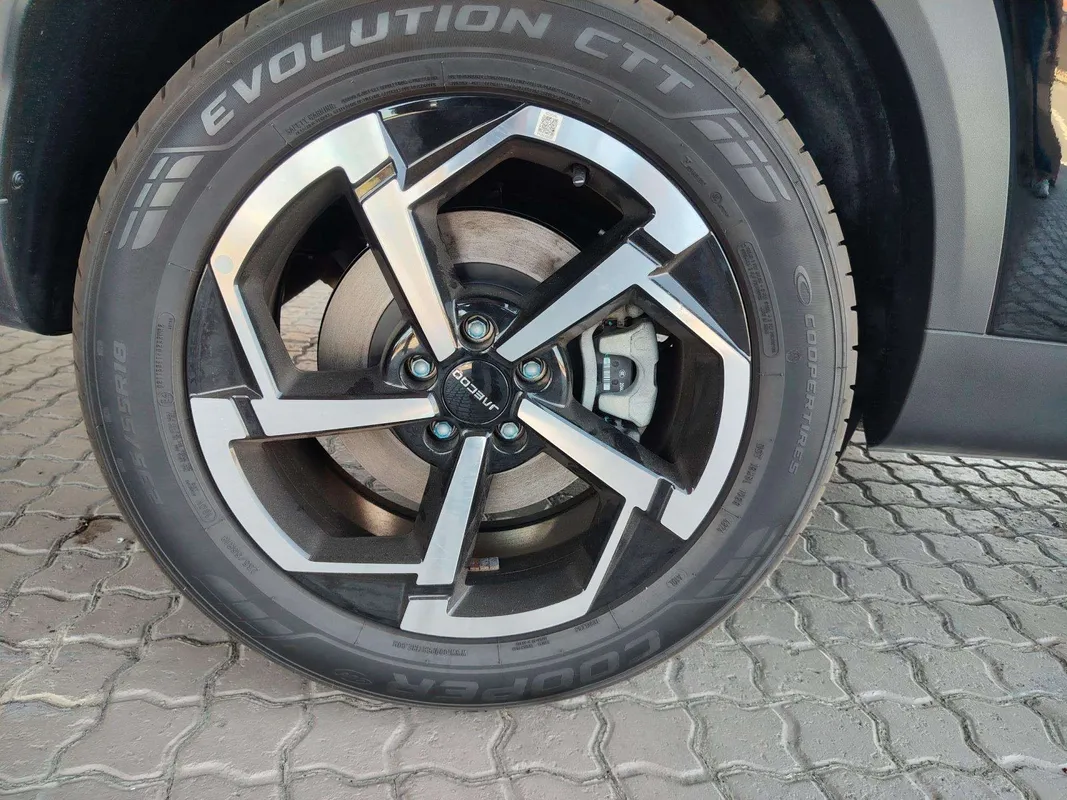 JAECOO J7 1.6T Vortex - Image 9