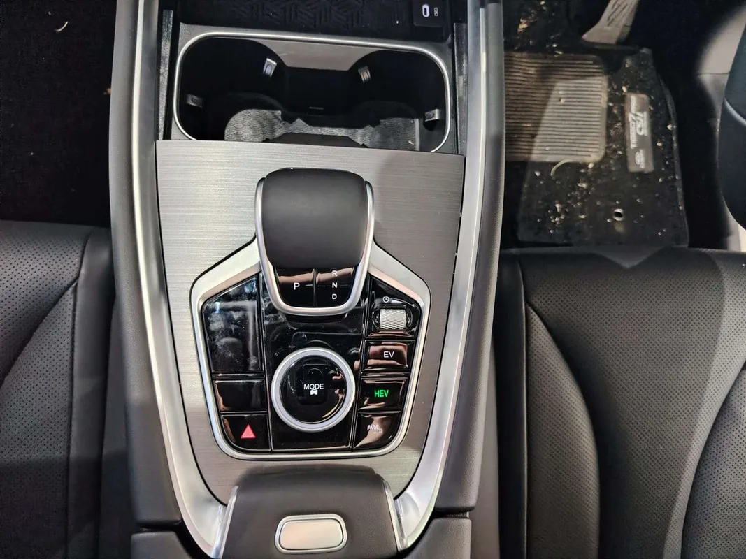 Chery Tiggo 7 1.5T CSH Ultra DHT (PHEV) - Image 12