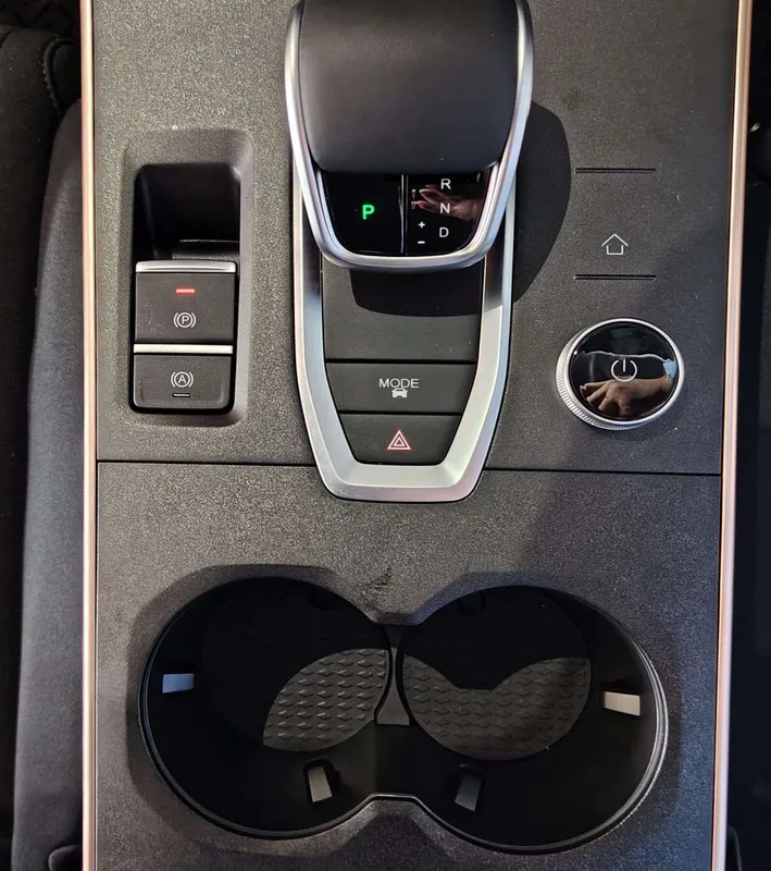 OMODA C5 1.5T Street + - Image 9