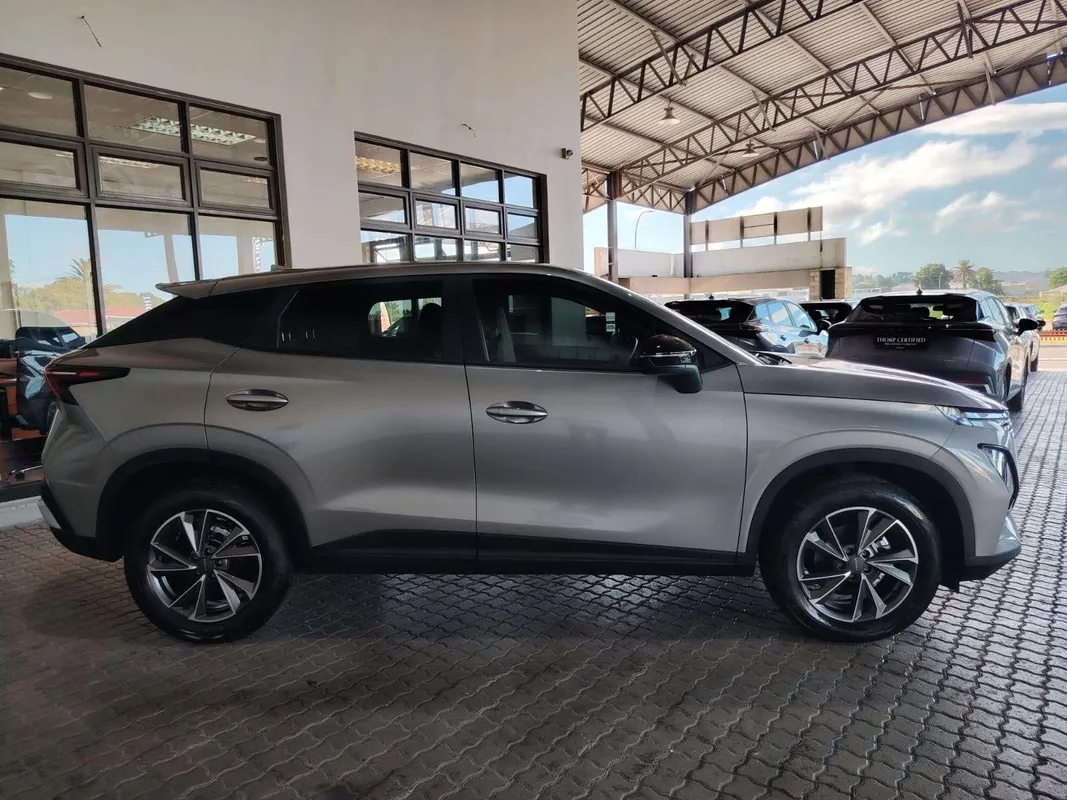 OMODA C5 1.5T Street + - Image 5