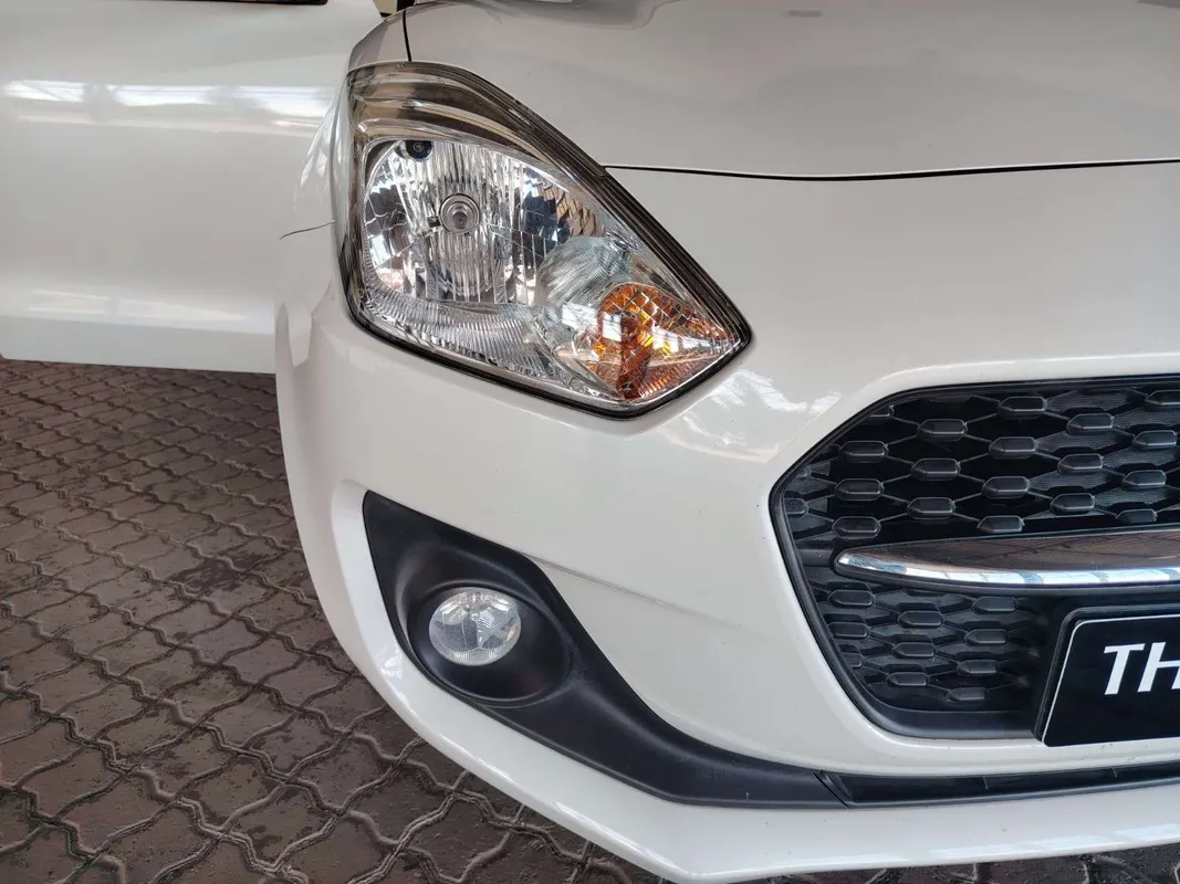 Suzuki Swift 1.2 GLX - Image 4