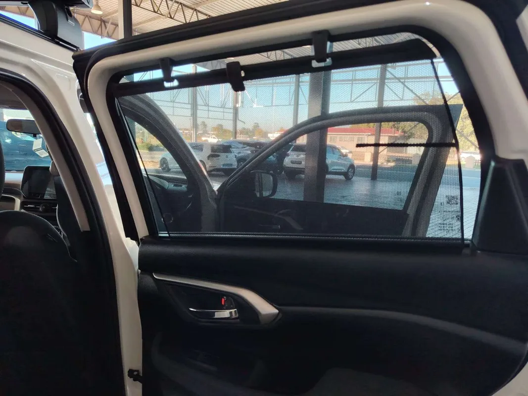 Suzuki Grand Vitara 1.5 GL - Image 14