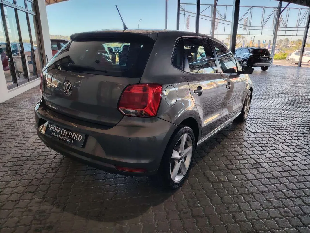 Volkswagen Polo Vivo hatch 1.6 Highline - Image 4