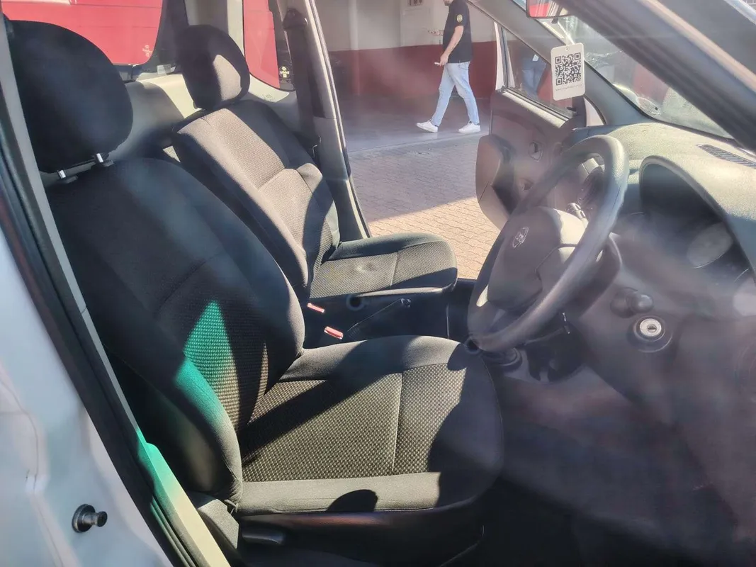 Nissan NP200 1.6 8V Base A/C + Safety Pack - Image 11