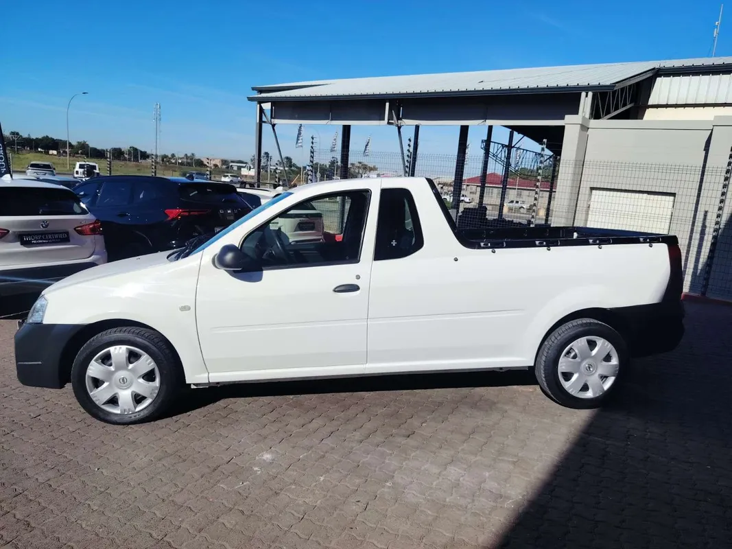 Nissan NP200 1.6 8V Base A/C + Safety Pack - Image 5