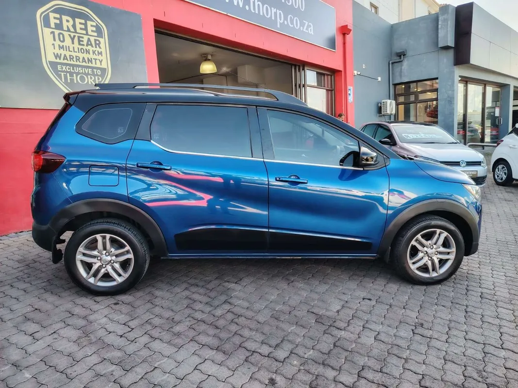 Renault Triber 1.0 Intens - Image 6