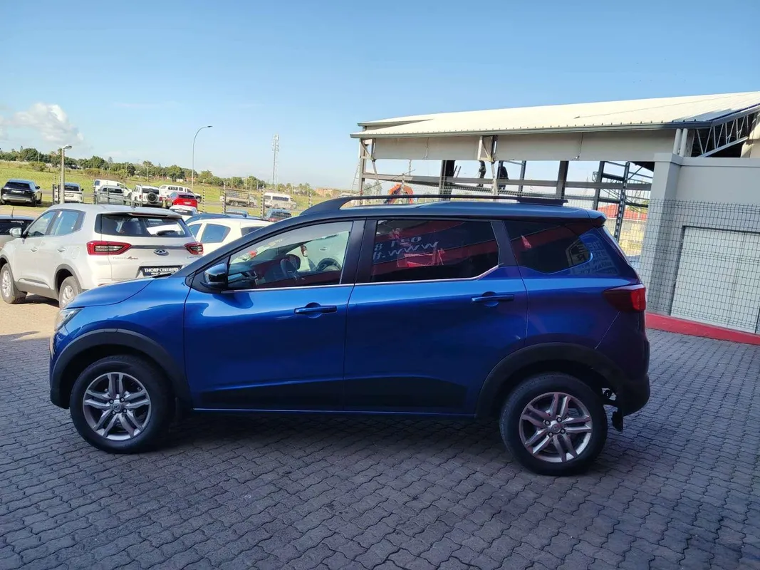Renault Triber 1.0 Intens - Image 8