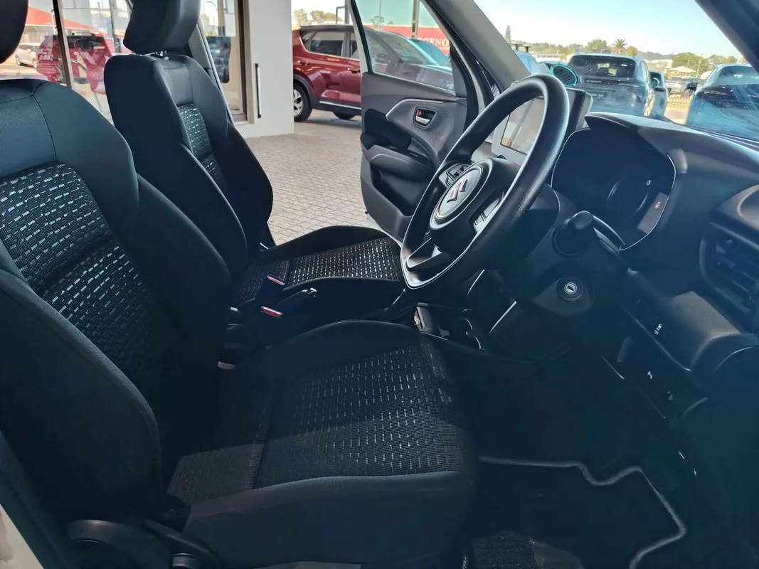 Suzuki Swift 1.2 GL+ CVT - Image 13