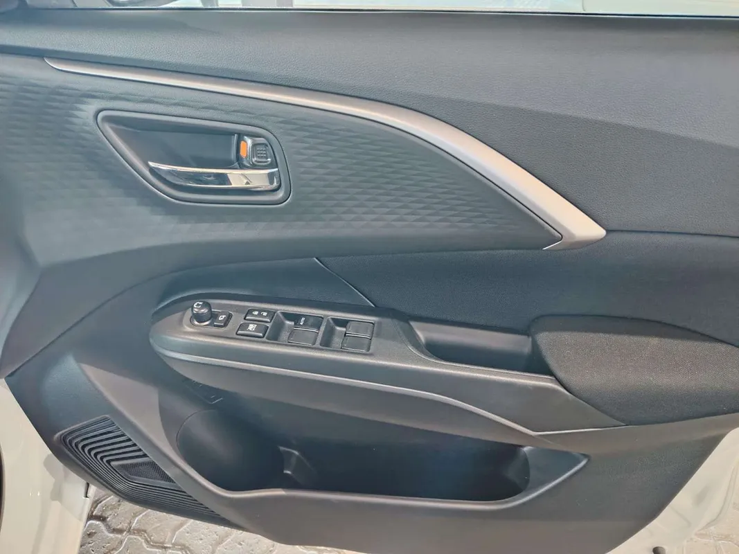 Suzuki Swift 1.2 GL+ CVT - Image 15