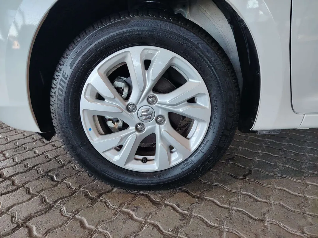 Suzuki Swift 1.2 GL+ CVT - Image 16