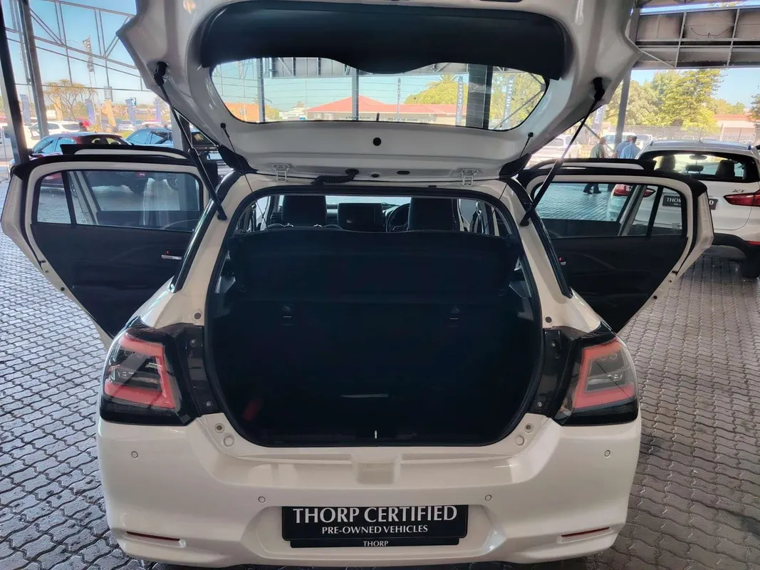 Suzuki Swift 1.2 GL+ CVT - Image 8