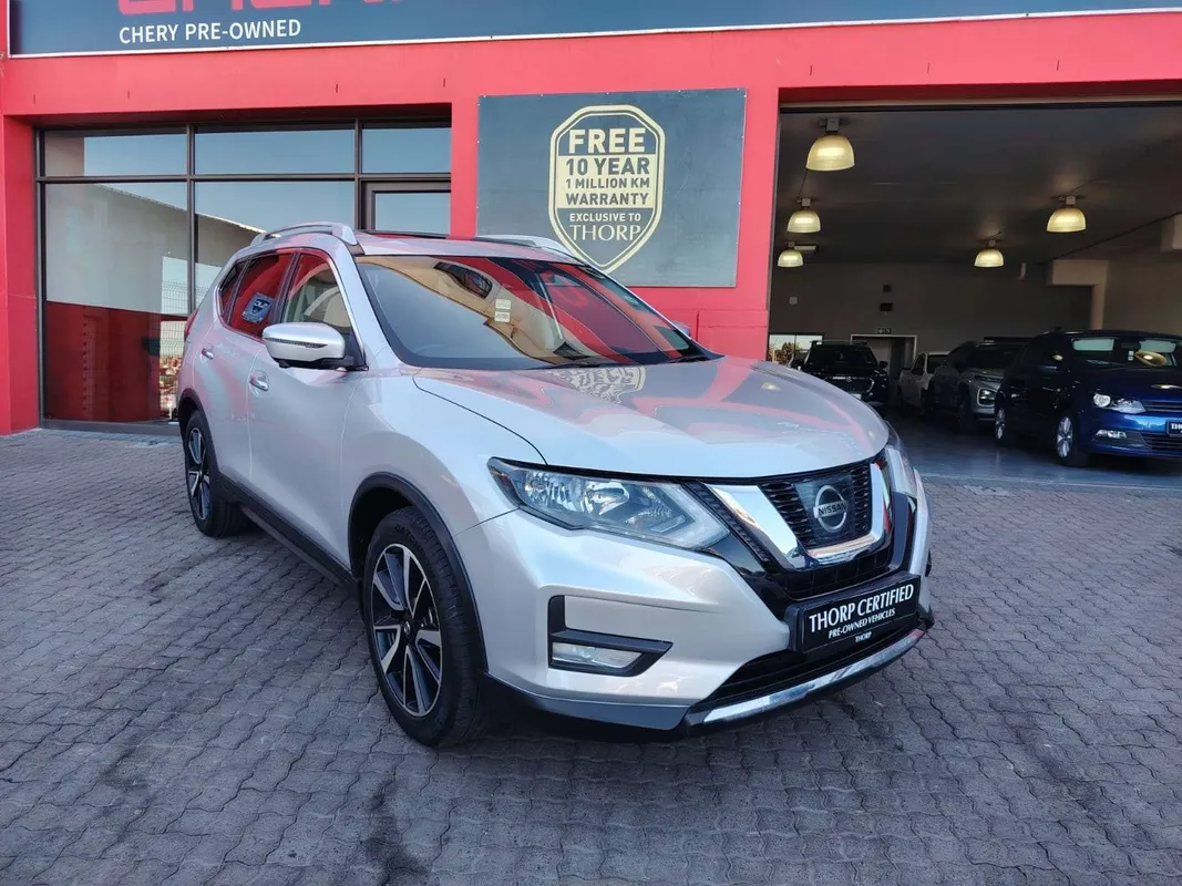 Nissan X-Trail 2.5 Tekna 4X4 CVT 7S - Image 1