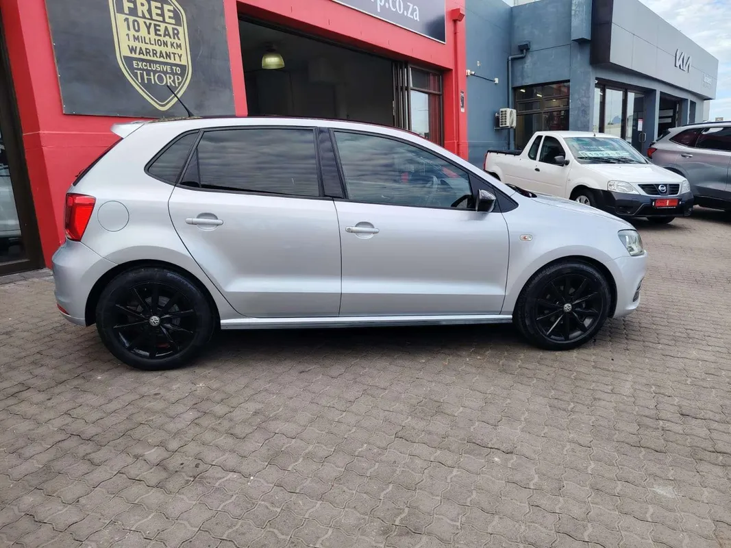 Volkswagen Polo Vivo hatch 1.4 Comfortline - Image 4