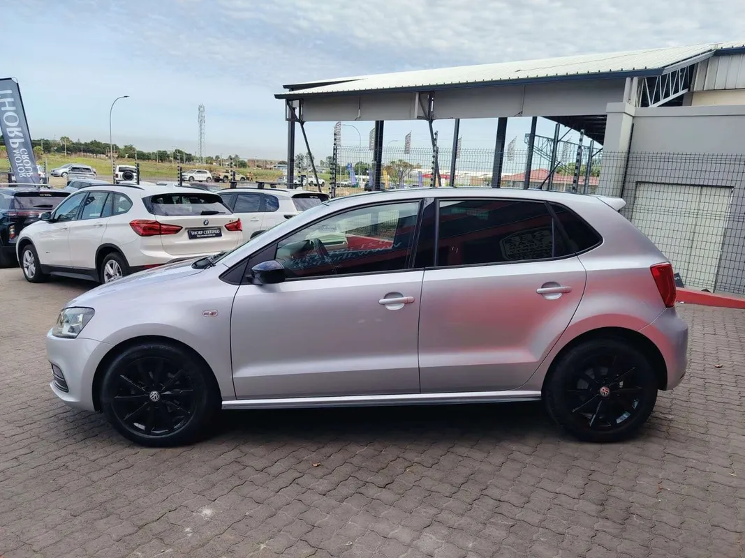 Volkswagen Polo Vivo hatch 1.4 Comfortline - Image 5