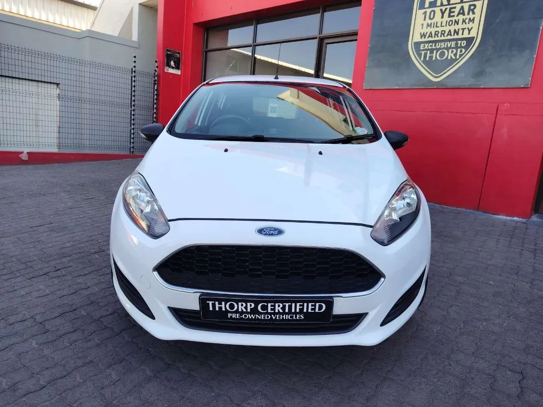 Ford Fiesta 5-door 1.4 Ambiente - Image 2