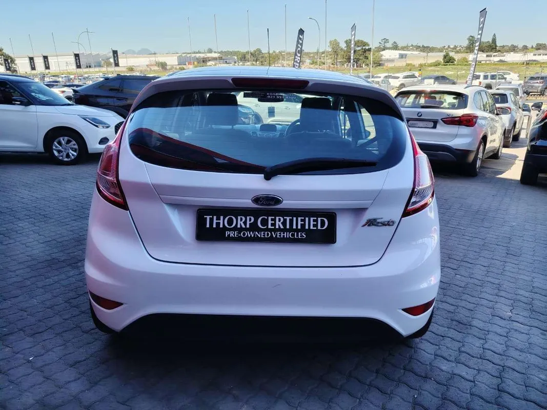 Ford Fiesta 5-door 1.4 Ambiente - Image 7