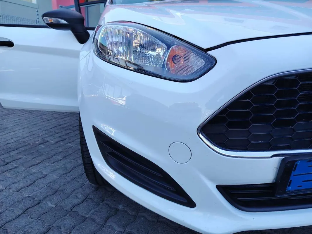Ford Fiesta 5-door 1.4 Ambiente - Image 8
