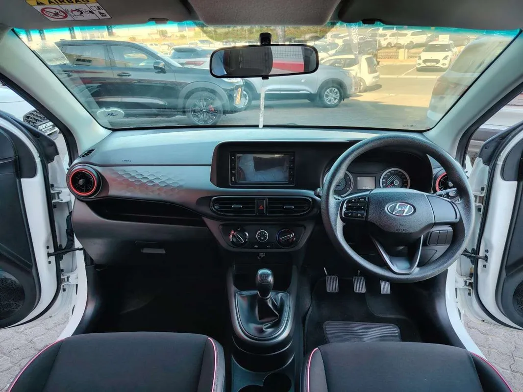 Hyundai Grand i10 1.0 Motion - Image 9