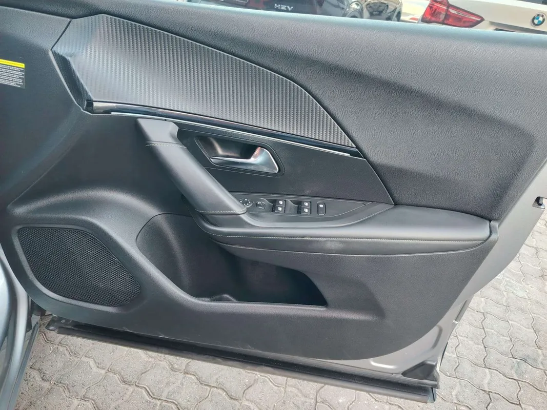 Peugeot 2008 GT 1.2 A/T - Image 14