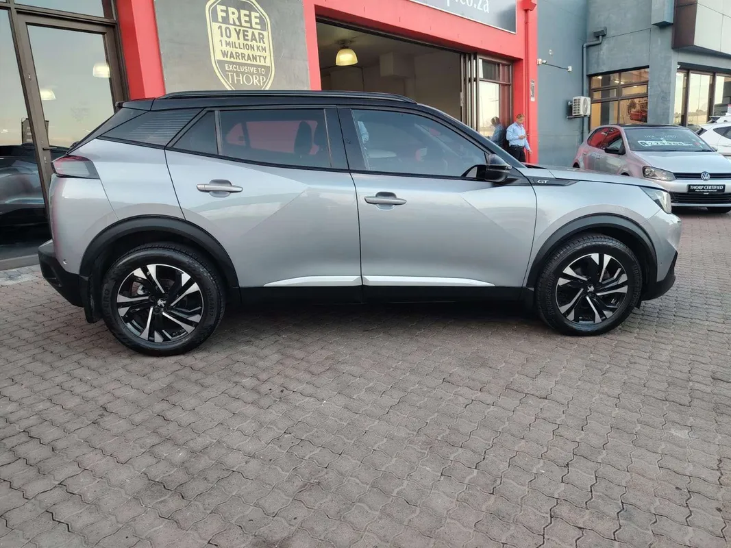 Peugeot 2008 GT 1.2 A/T - Image 5