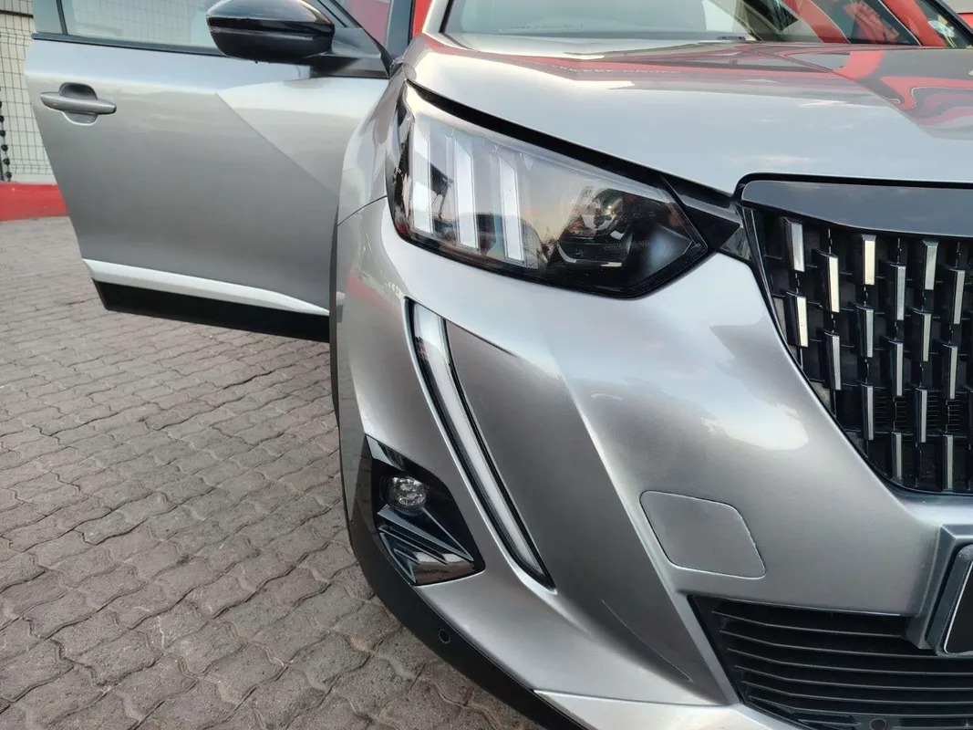 Peugeot 2008 GT 1.2 A/T - Image 9