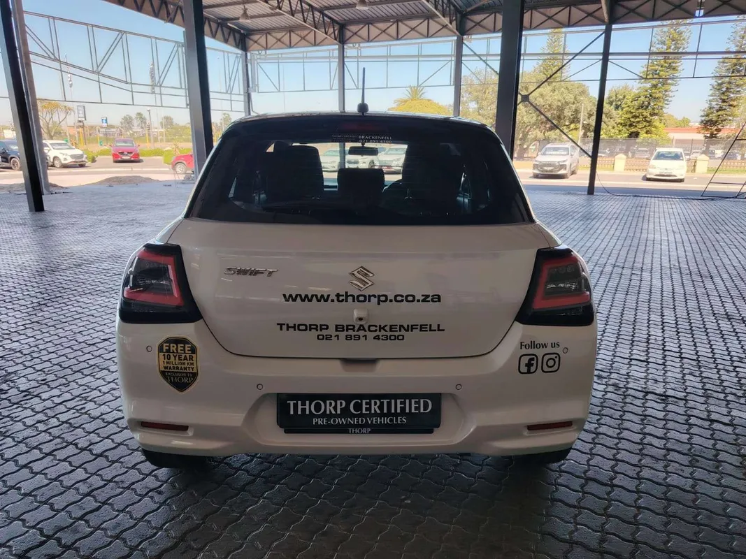 Suzuki Swift 1.2 GLX MT - Image 8