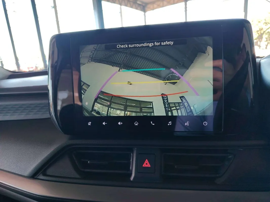 Suzuki Swift 1.2 GLX MT - Image 9