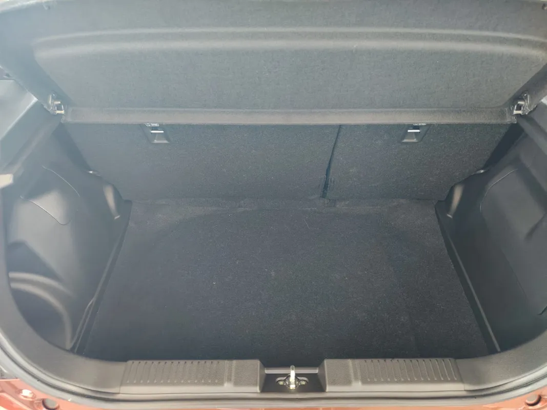 Suzuki Swift 1.2 GL+ CVT - Image 11