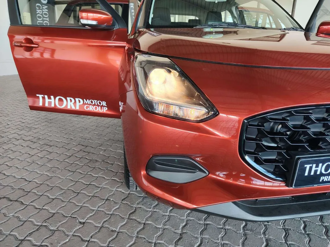 Suzuki Swift 1.2 GL+ CVT - Image 9