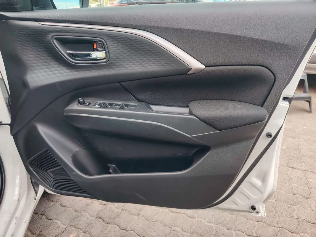 Suzuki Swift 1.2 GLX CVT - Image 14