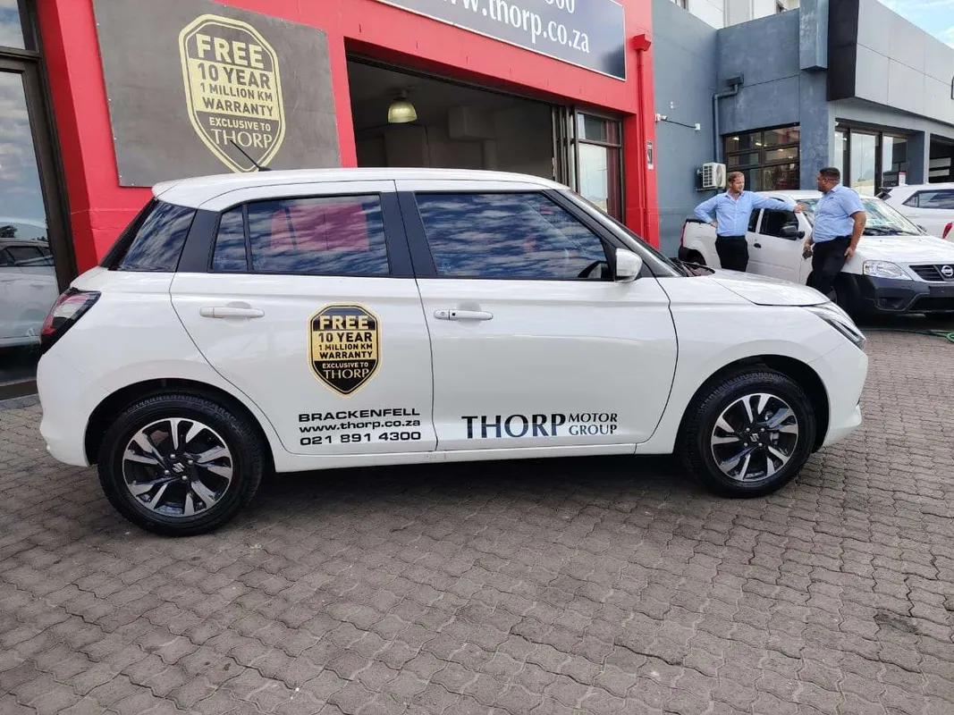 Suzuki Swift 1.2 GLX CVT - Image 4