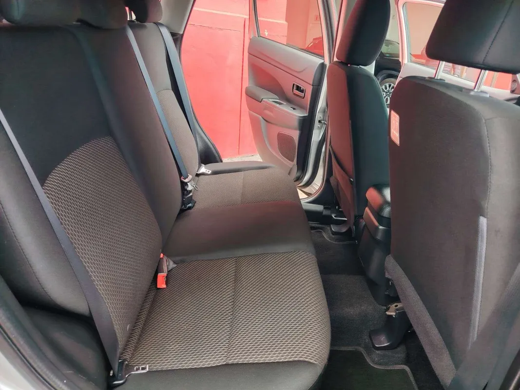 Mitsubishi ASX 2.0 ES CVT - Image 11