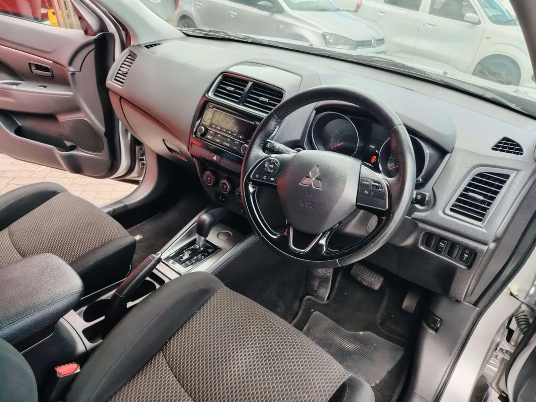 Mitsubishi ASX 2.0 ES CVT - Image 8