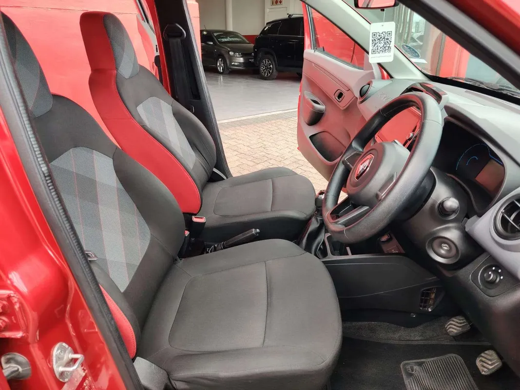 Renault Kwid 1.0l Zen 5-Dr abs - Image 12