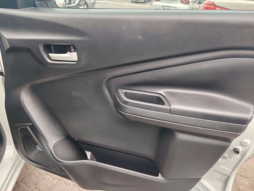 Suzuki Celerio 1.0 GL AMT - Image 15
